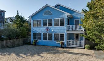 17 E 14TH St, Barnegat Light, NJ 08006