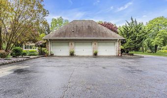 1605 Otter Dr, Toms River, NJ 08755