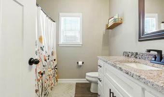 4046 Hampton Dr, Benton, AR 72019