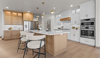 266 E SWEETWATER Way, Appleton, WI 54913