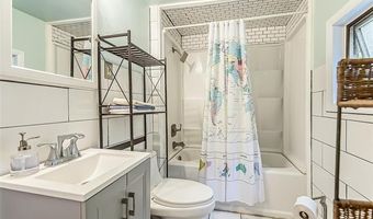803 Jones Dr, Ann Arbor, MI 48105