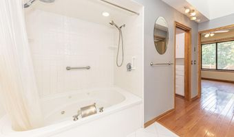 3616 N Dixboro Rd, Ann Arbor, MI 48105