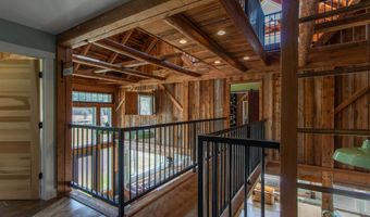 29 Dashney Rd, Burke, VT 05832