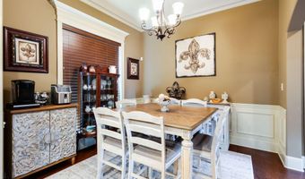 102 Bayou Parc Dr, Youngsville, LA 70592