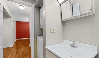 9 Pleasant Park Ave 2I, Barnstable, MA 02601