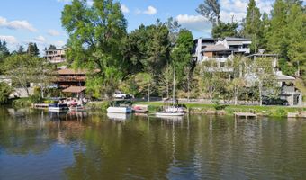 2239 Pinecrest Rd, Agoura Hills, CA 91301