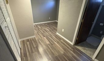 30 N Division St, Cowley, WY 82420