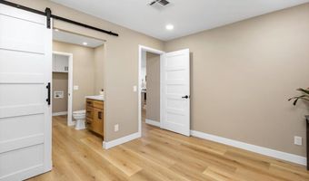 7226 San Bartolo St 204, Carlsbad, CA 92011