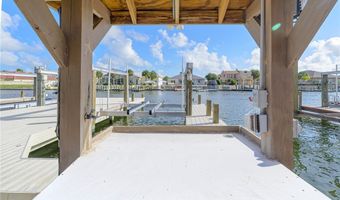 109 Bluefish Ct, Aransas Pass, TX 78336