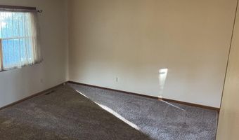 516 S 11th St, Albia, IA 62631