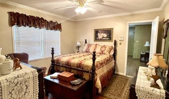 1035 Valley Dr, Attalla, AL 35954