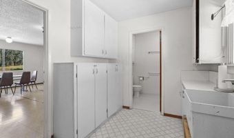 21077 Dodson Ln, Anderson, CA 96007