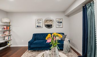 3309 WYNDHAM Cir 1180, Alexandria, VA 22302