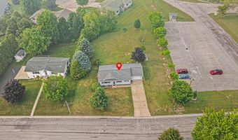 405 W GREENFIELD Ave, Algoma, WI 54201