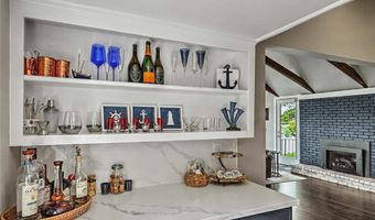 166 New Meadow Rd, Barrington, RI 02806