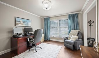 2 Independence Dr, Aberdeen, NJ 07747