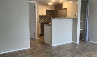 131 WATER FRONT Way 220, Altamonte Springs, FL 32701