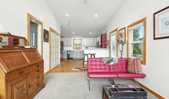 5360 S Highpoint Dr, Albion, IN 46701