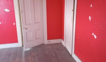 29 Whitney St, Auburn, ME 04210