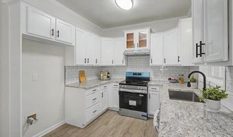 5422 Cheyenne Dr, Acworth, GA 30102