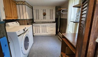 103 4th St, Bangor, ME 04401