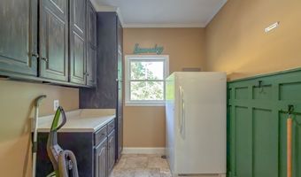 2113 Backlake Cir, Bainbridge, GA 39819