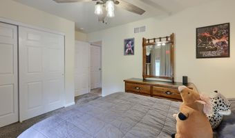 2 NEWLIN Way, Reading, PA 19607
