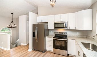 8 Driftwood Ct, Alexandria, KY 41001