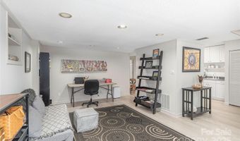 25 Brookcliff Dr, Asheville, NC 28804