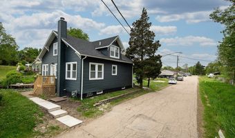 26415 W Beach St, Antioch, IL 60002