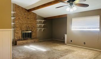 308 E 9th St, Anton, TX 79313