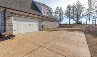 109 Garrett Dr, Batesville, MS 38606