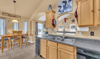 1613 Poplar St, Anthony, TX 79821
