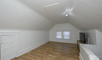 1033 Herberich Ave, Akron, OH 44301