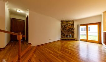 729 S Mckinley Ave 1, Arlington Heights, IL 60005