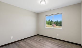 8278 SE Sky Vista Dr, Amity, OR 97101