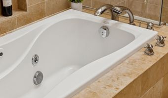 245 Inverness Ct, Alameda, CA 94502