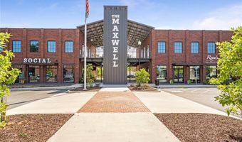 3085 Walnut Creek Dr, Alpharetta, GA 30005