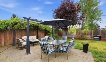 14705 NW RIDGETOP Ct, Beaverton, OR 97006