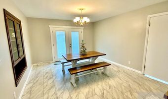 5921 Hinton Rd, Athens, WV 24712