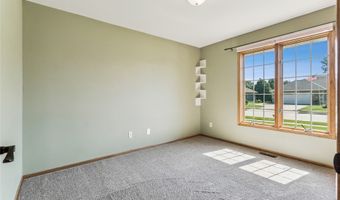 1124 12th Ave SE, Altoona, IA 50009