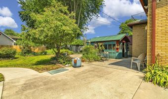 1805 ST Clair River Dr, Algonac, MI 48001