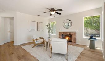 949 Masters Dr, Oceanside, CA 92057