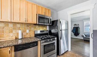 304 Deal Lake Dr 32, Asbury Park, NJ 07712