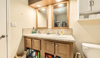 18248 S THERESA Ln, Oregon City, OR 97045