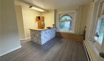 1977 S 5th St 1St Fl, Allentown, PA 18103