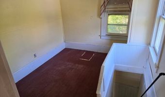 19 Carmen St, Attleboro, MA 02703