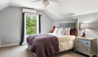 4209 HAWKINS Ln, Barboursville, VA 22923