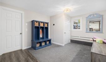 118 Pettee Ave, North Kingstown, RI 02852