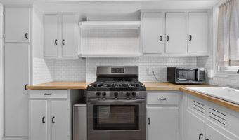 1557 MOUNT EAGLE, Alexandria, VA 22302